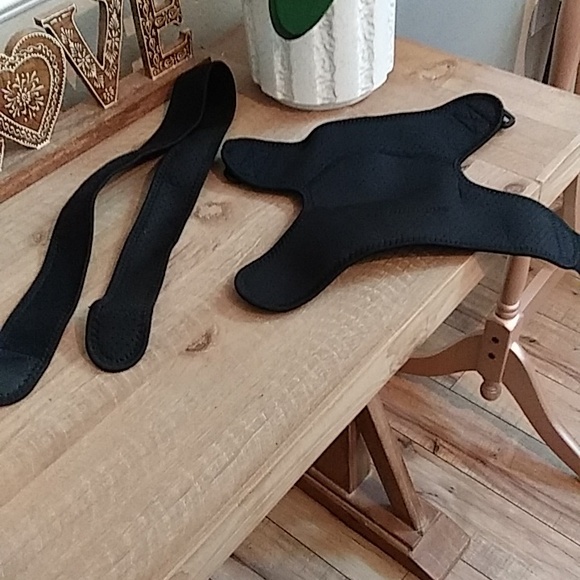 NWOT Black Neoprene Shoulder Stability Adjustable Brace Support Strap - Picture 6 of 17